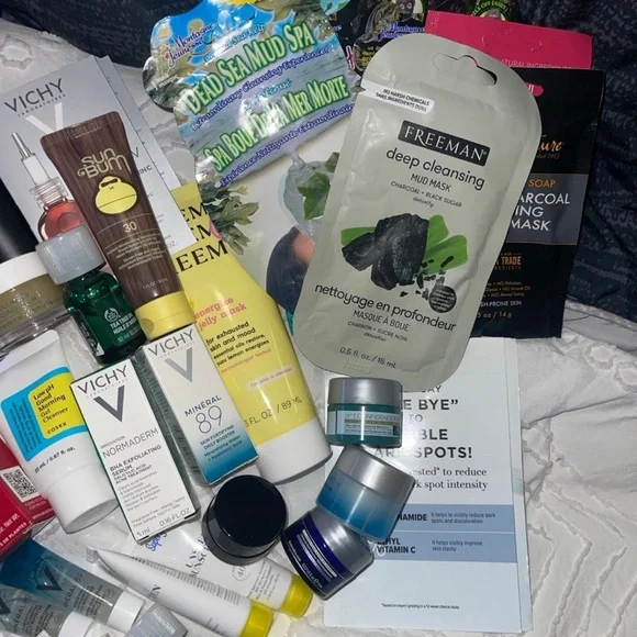 60+ Item Skincare Bundle - Lancome Estée Lauder Glow Recipe IT Cosmetics - Picture 2 of 4